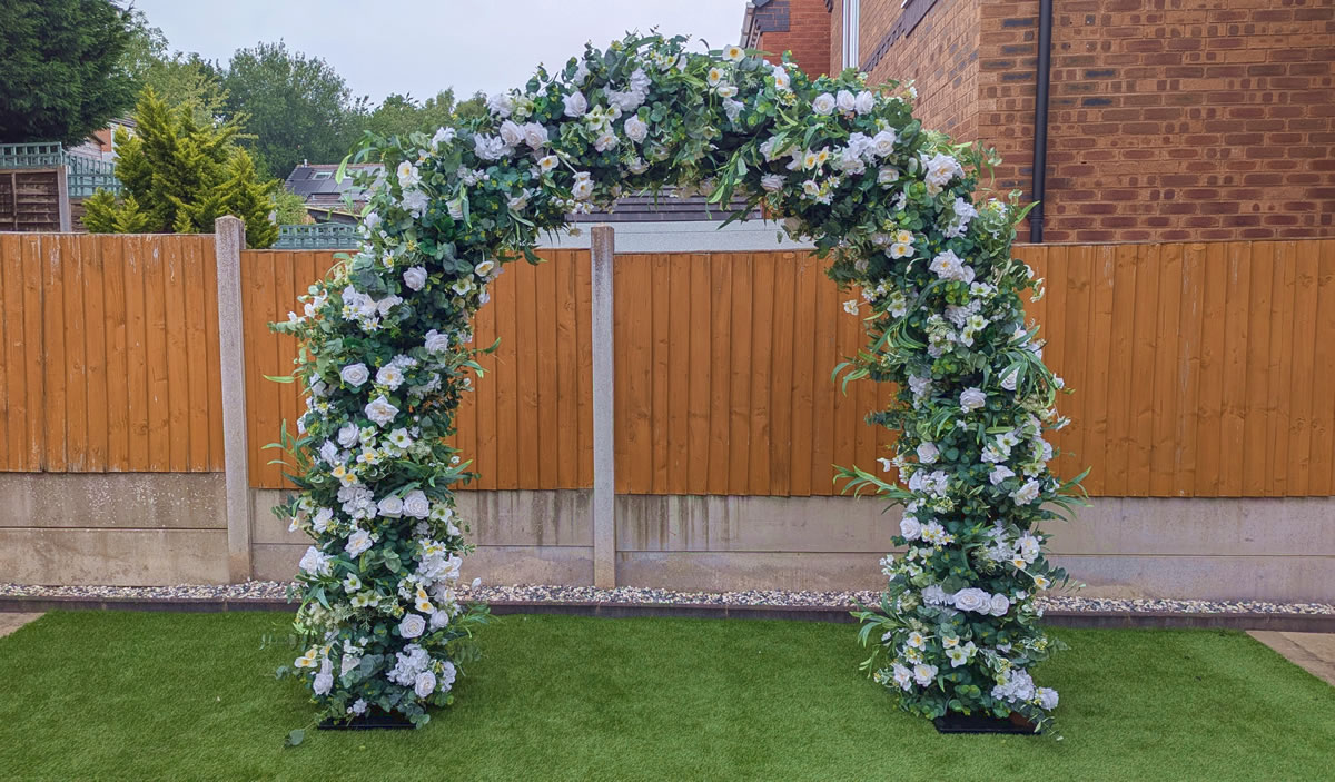 full green arch